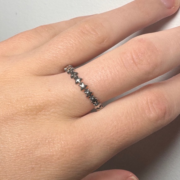 Stunning silver stacking ring - Picture 3 of 3